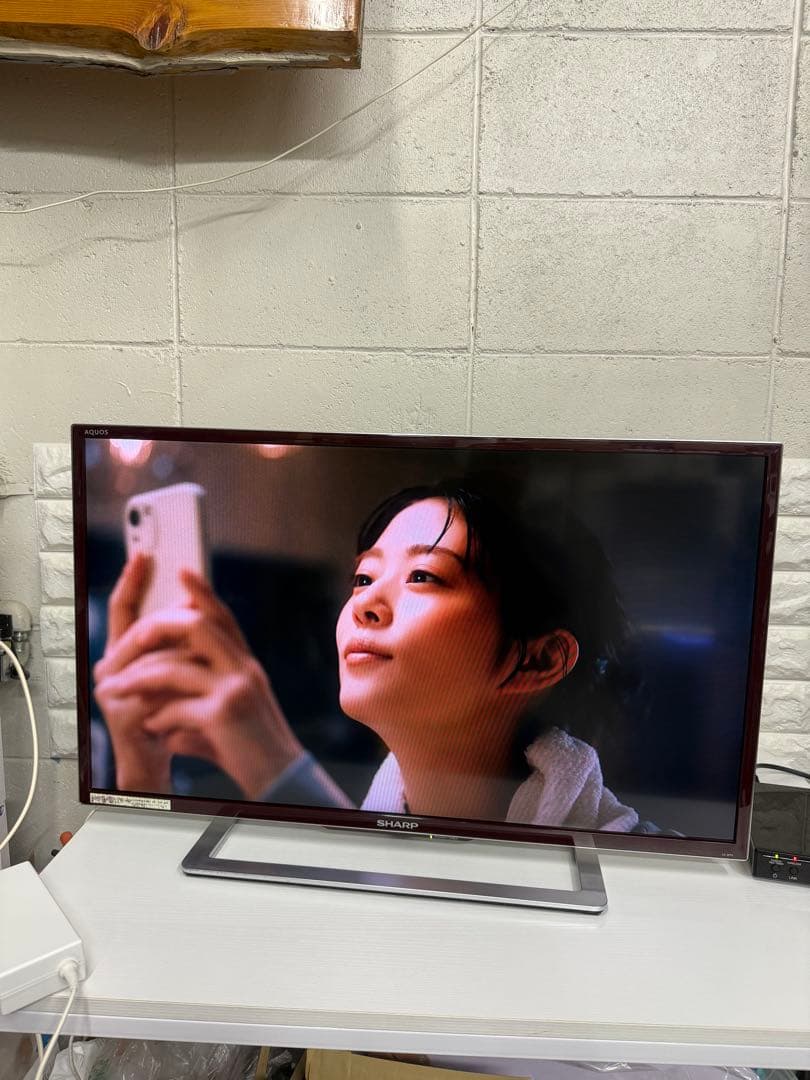 【洗浄消毒作業済】SHARP AQUOS 32型 液晶テレビ　LC-32F5
