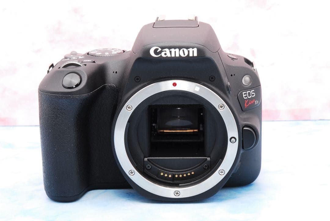 Canon kiss X9★豪華Wレンズセット★Wi-Fi★一眼レフカメラ