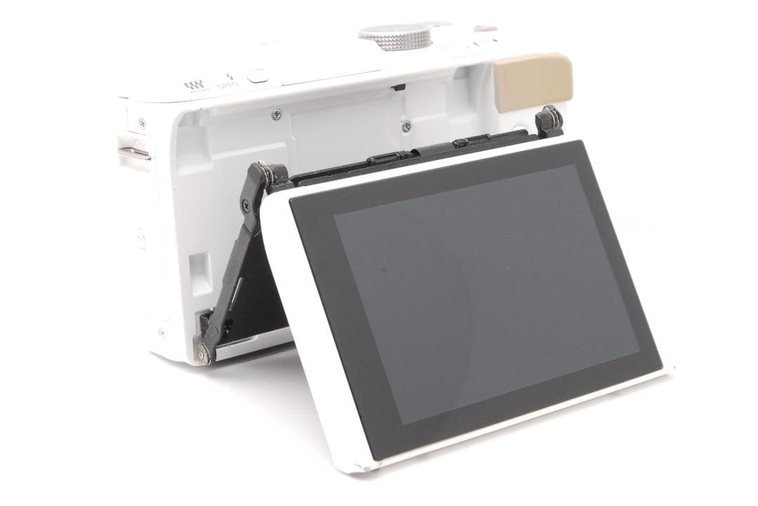 【大人気カラー　ミラーレス】LUMIX DMC-GF6　WiFiモデル　自撮り