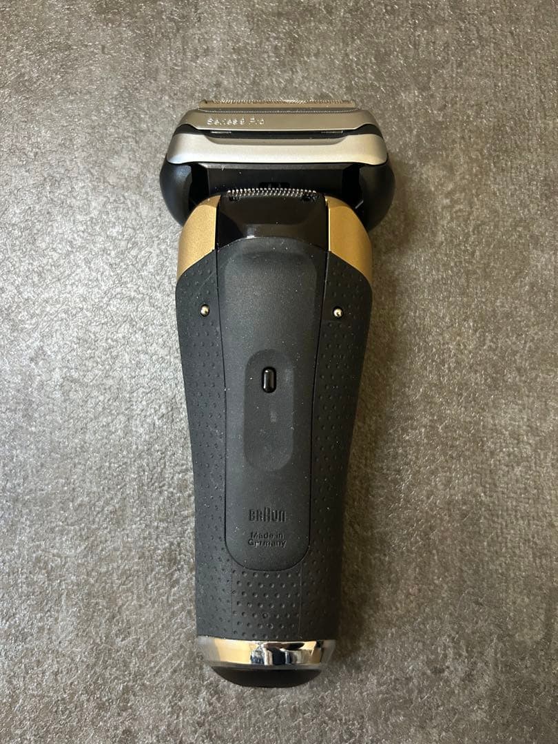BRAUN シリーズ9 Pro メンズ電気シェーバー