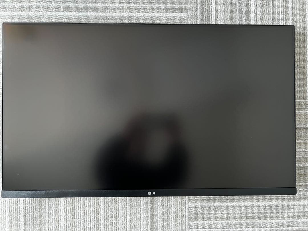 LG UHDモニター 32UP550-W 31.5インチ 4K（最終値下）