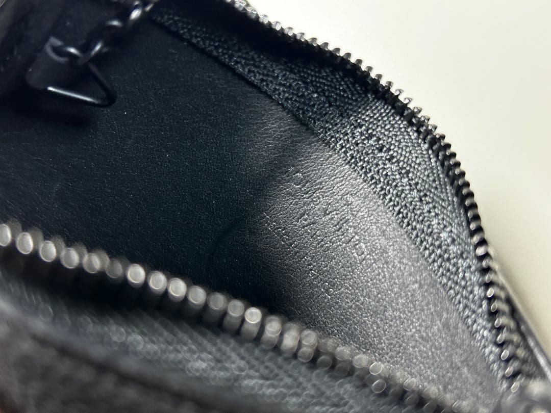 ルイヴィトン ケース アエログラム ポシェット クレ M81031 LV