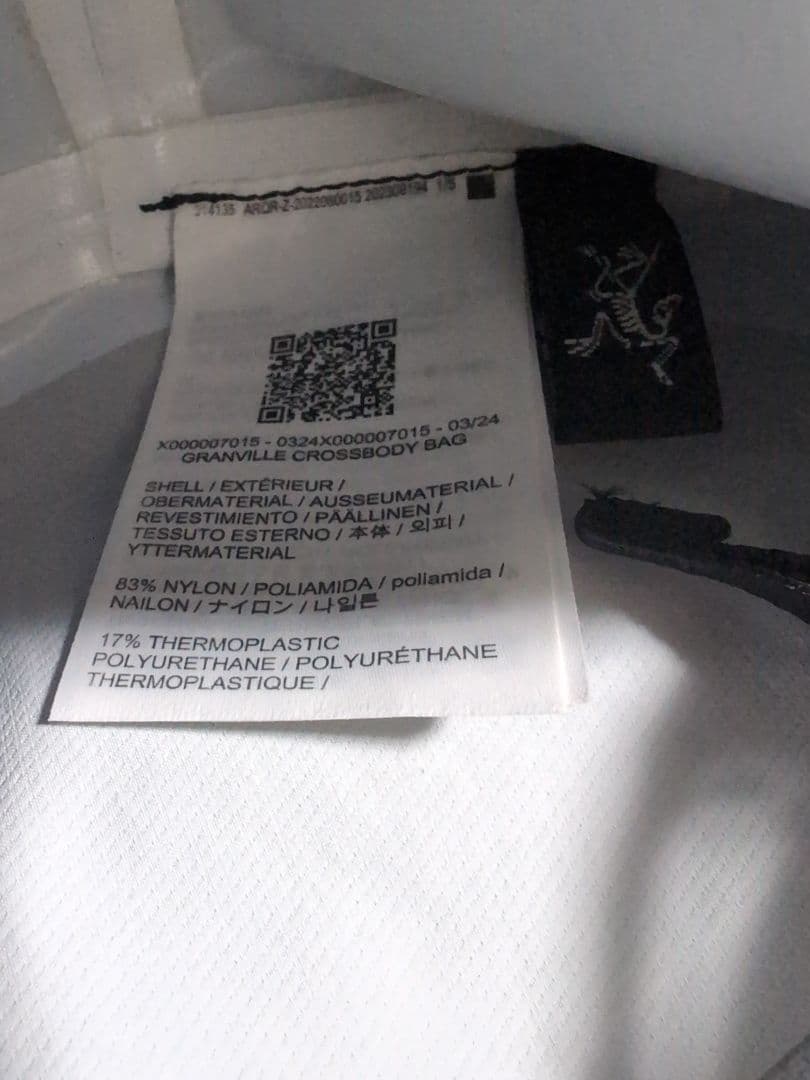 アークテリクス グランヴィル クロスボディバック