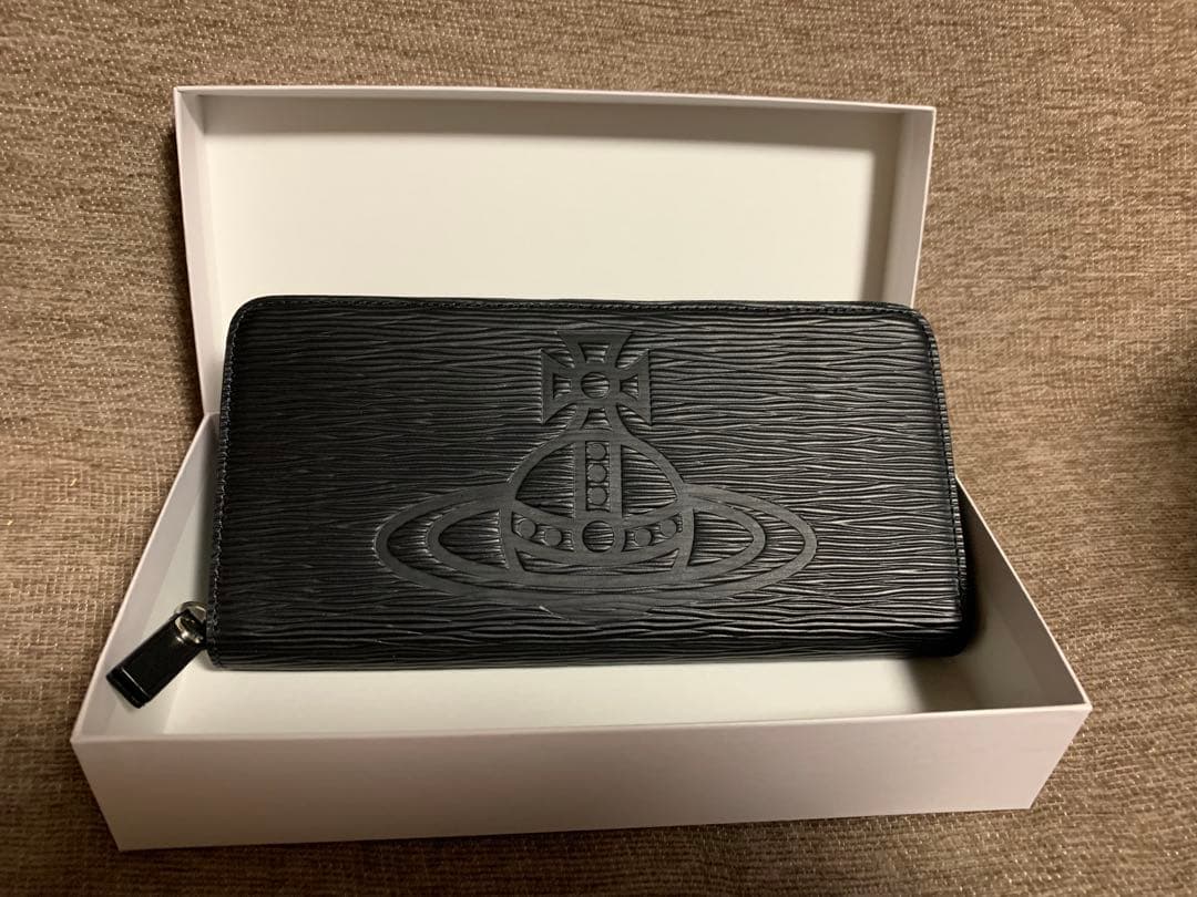 Vivienne Westwood ブラック 長財布