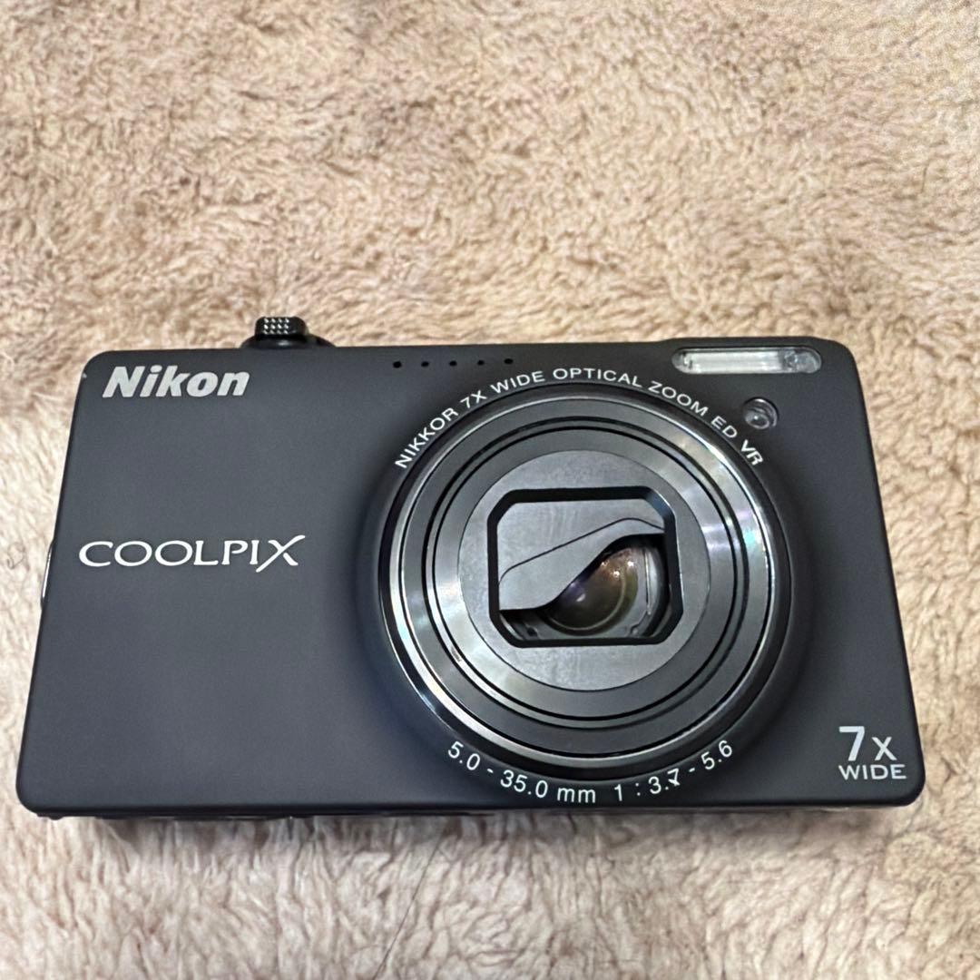 Nikon COOLPIX 7倍光学ズーム デジタルカメラ（ジャック品）