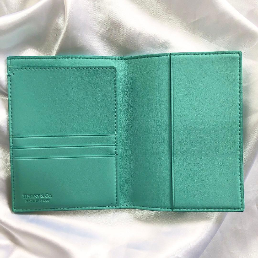 【美品】ティファニー　パスポートケース　パスケース　小物入れ　レザー