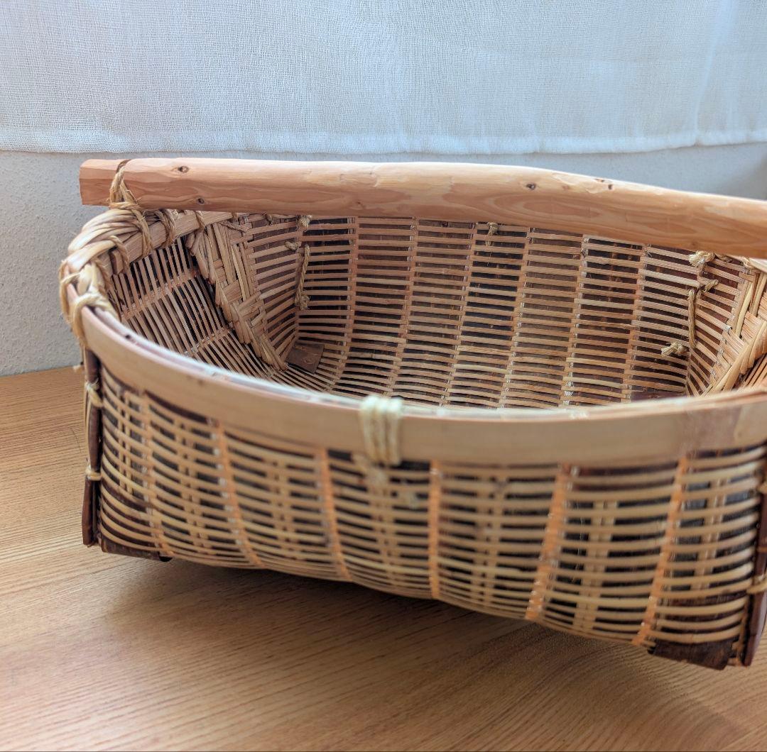 宮城県　『肥料振りかご』　篠竹　桜　かご