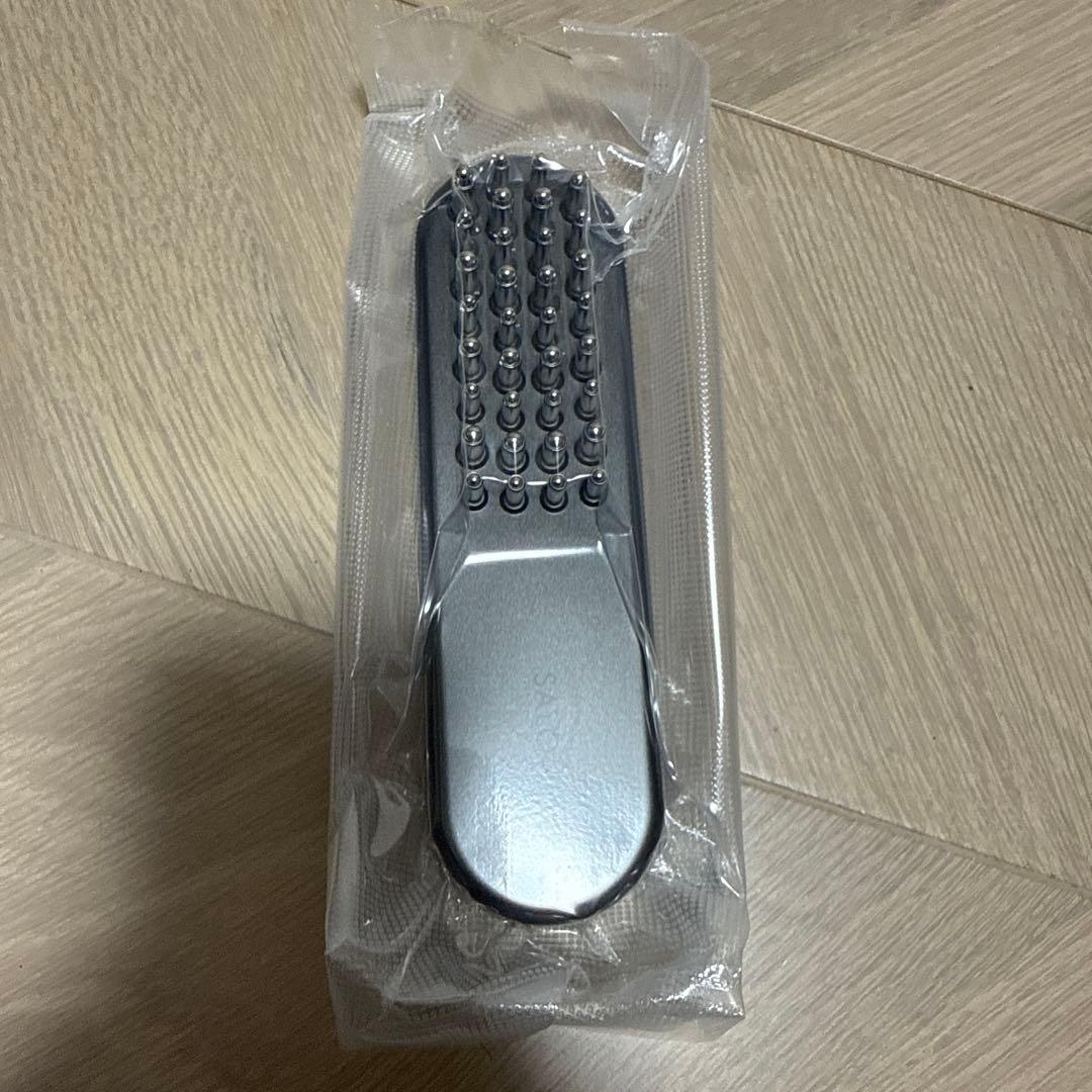 新品　サロニア EMSリフトブラシ 3Dケア