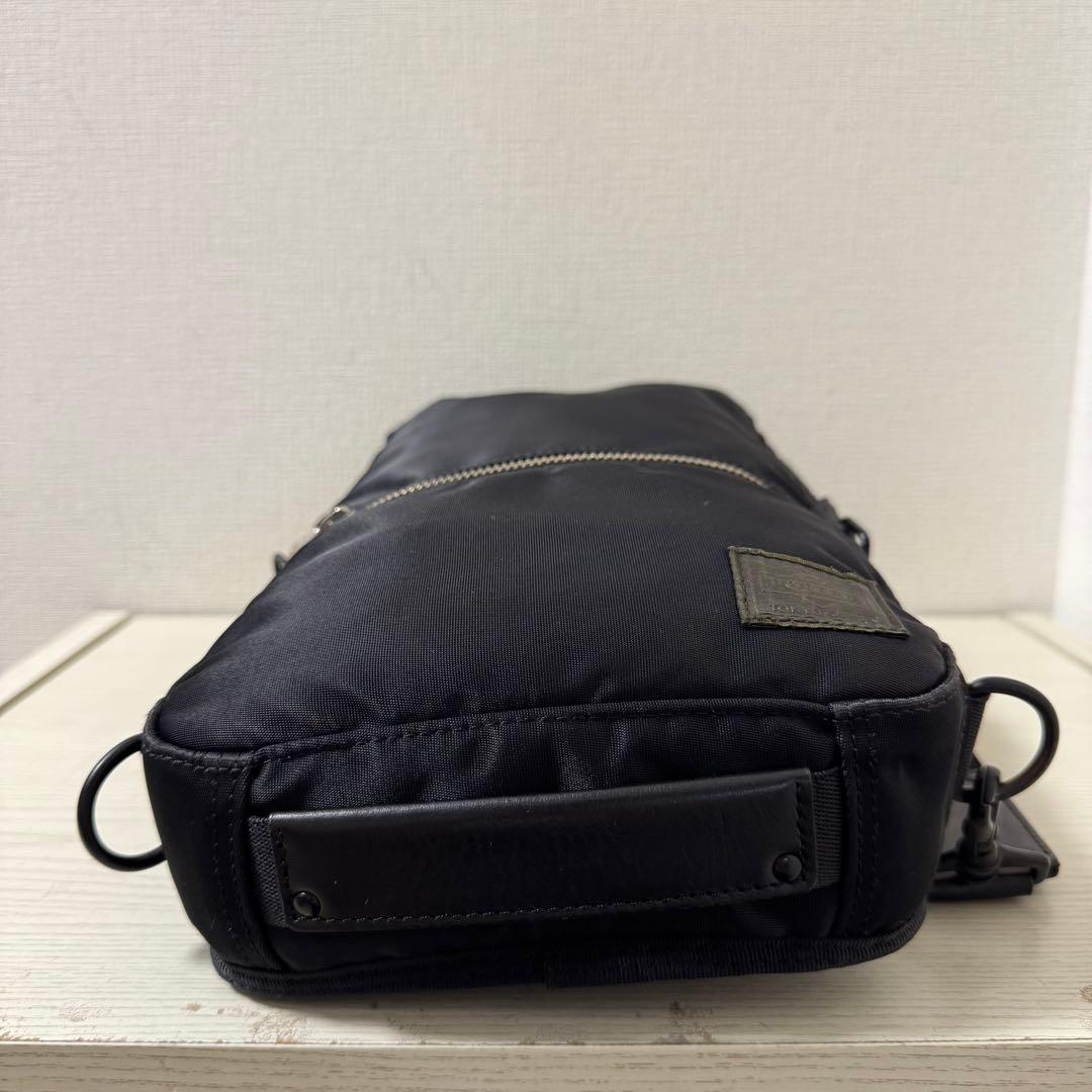 【美品】ポーター リフト PORTER LIFT ボディバッグ　ブラック　黒