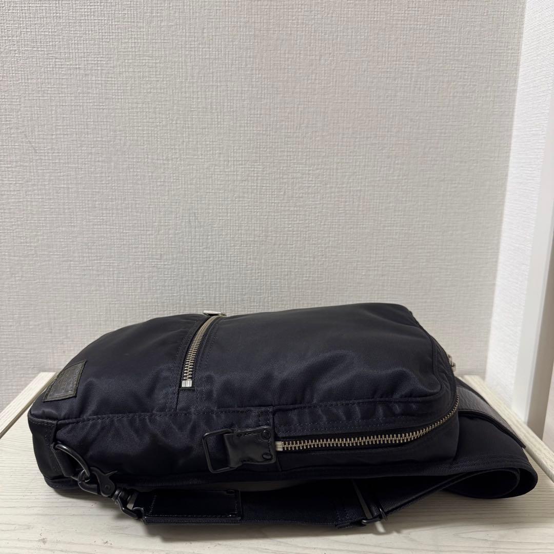 【美品】ポーター リフト PORTER LIFT ボディバッグ　ブラック　黒