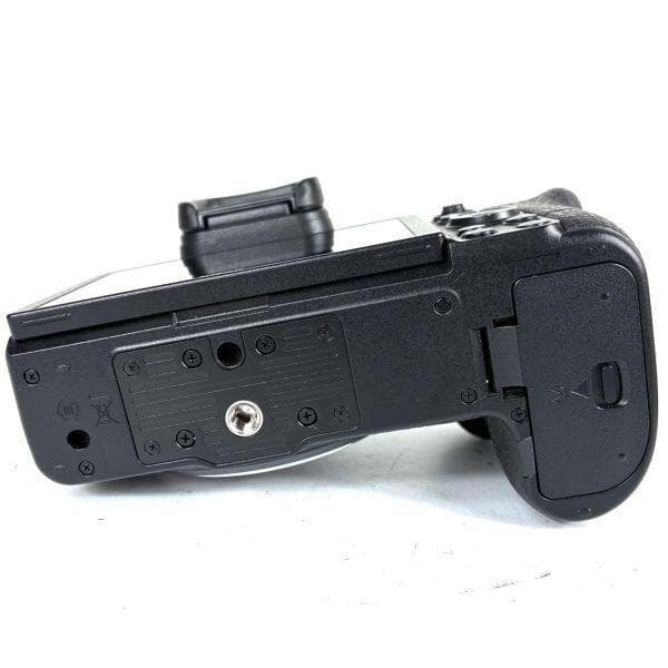 ショット数46232回!! ■極上品■ Nikon Z5 ボディ ブラック