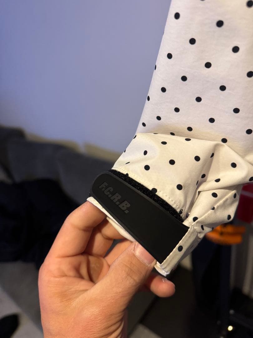 FC.Real Bristol ドット柄 マウンテンパーカー