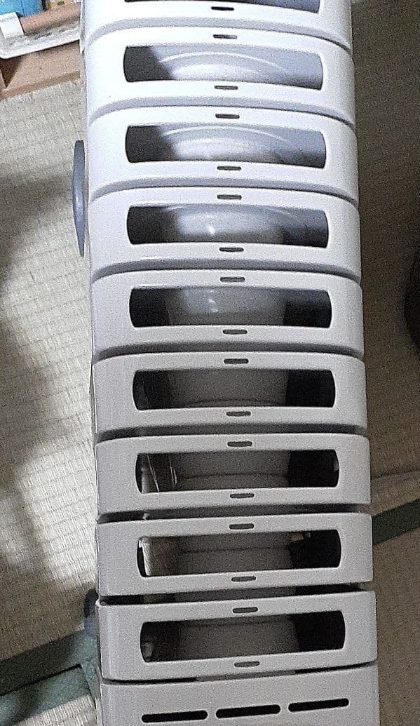 激安。美品！有名ブランド！De'Longhiオイルヒーター！梱包代無料！