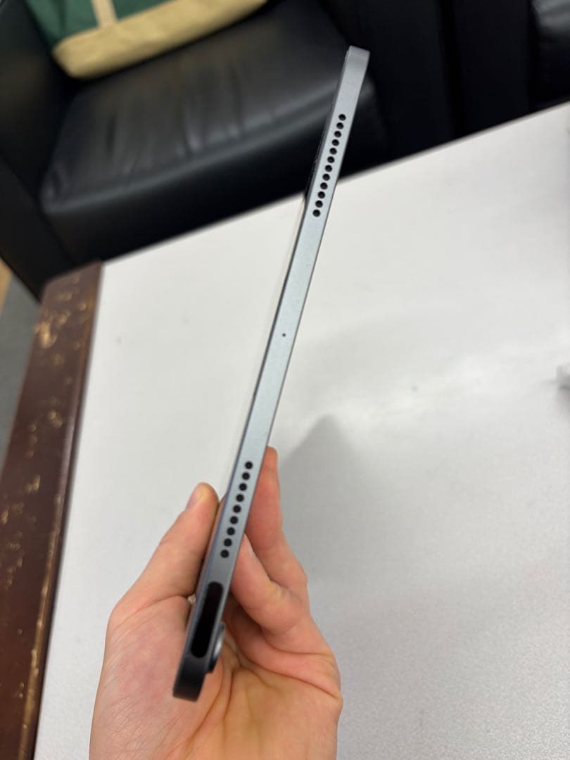 iPad Air 第5世代 純正キーボードPencil 7万売り切り！　５日まで