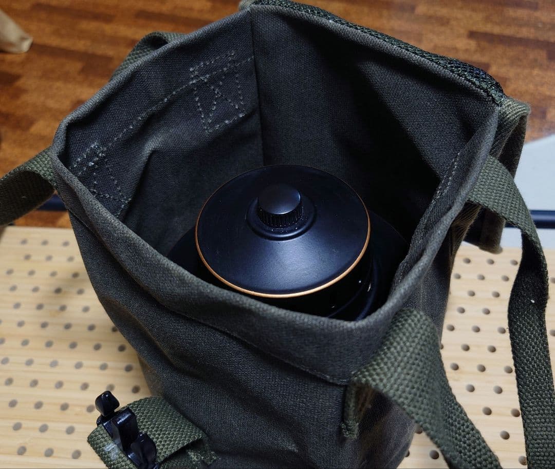 【ベアボーンズ】LEDランタン（ケース付2個セット）