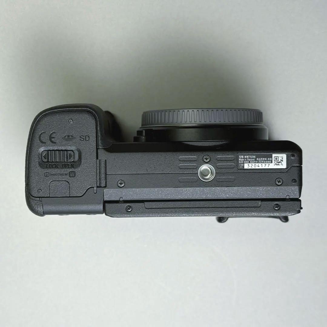 【美品】SONY ミラーレス一眼 α6400 ボディ｜ 撮影2,645枚