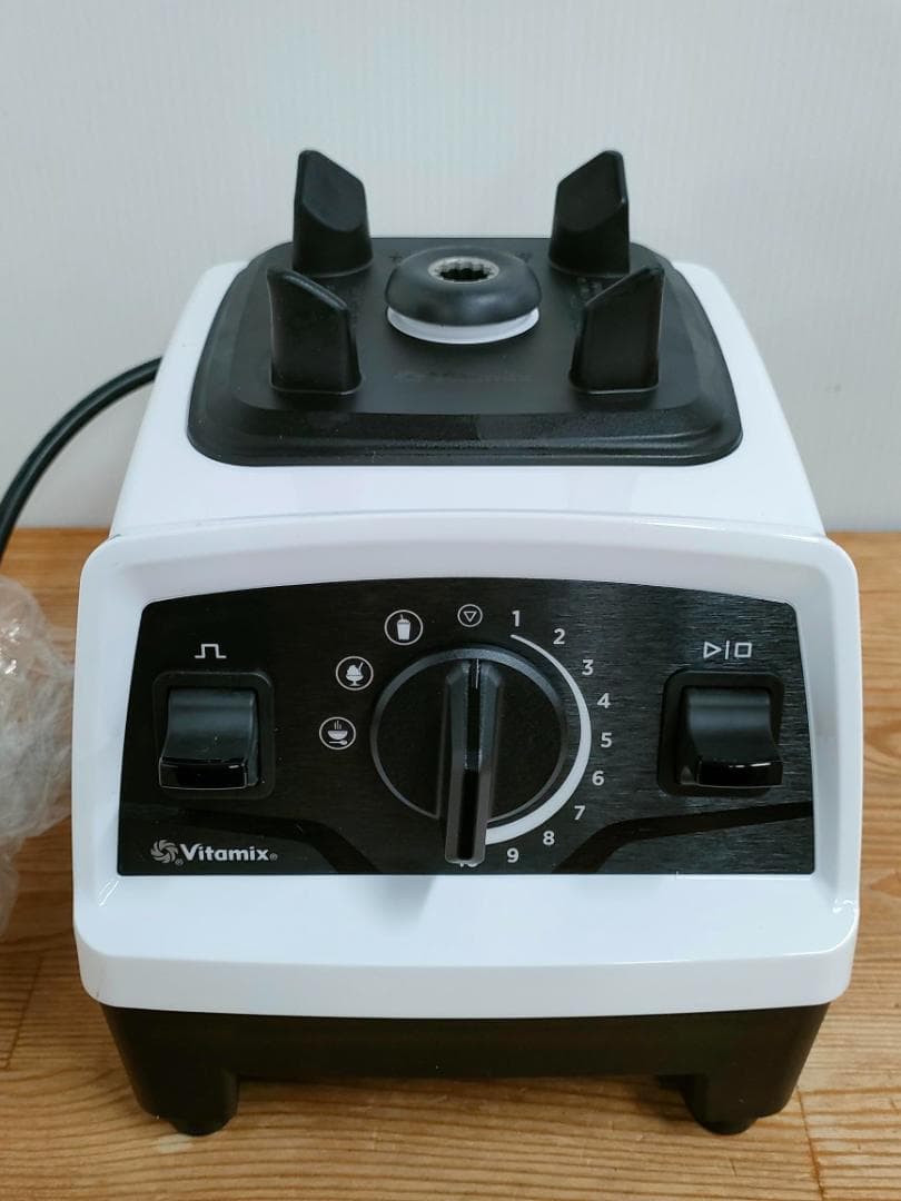 【新品・未使用】バイタミックス E520　ホワイト　保証書あり　1581