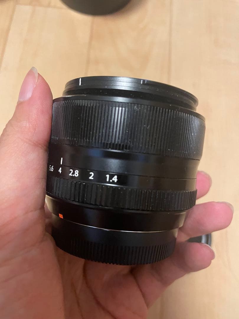 フジノン　xf35mmf1.4 r レンズフード付き
