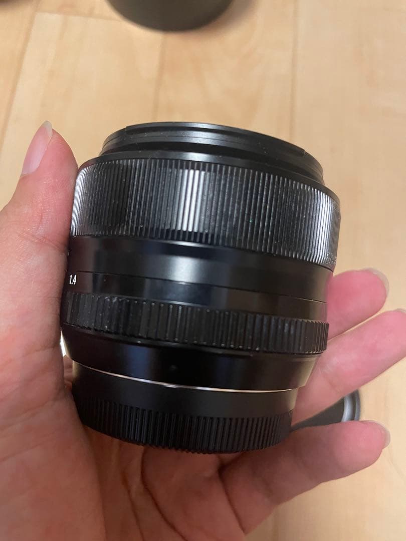 フジノン　xf35mmf1.4 r レンズフード付き