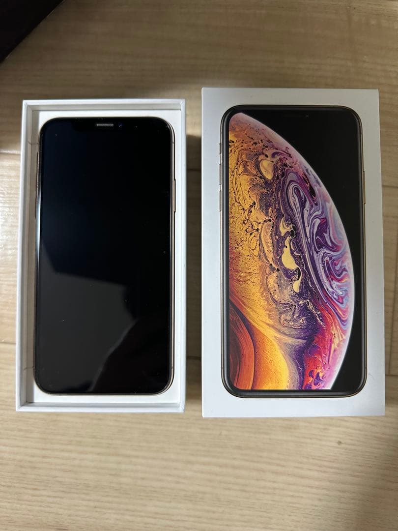 【最終値下げ】美品　iPhone Xsゴールド