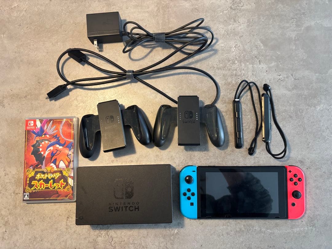 R*y様 Nintendo Switch 本体セット ソフト付き 箱なし 動作確