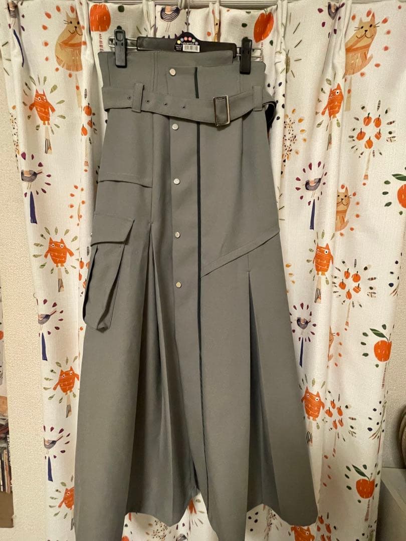 UNITED TOKYO スカート