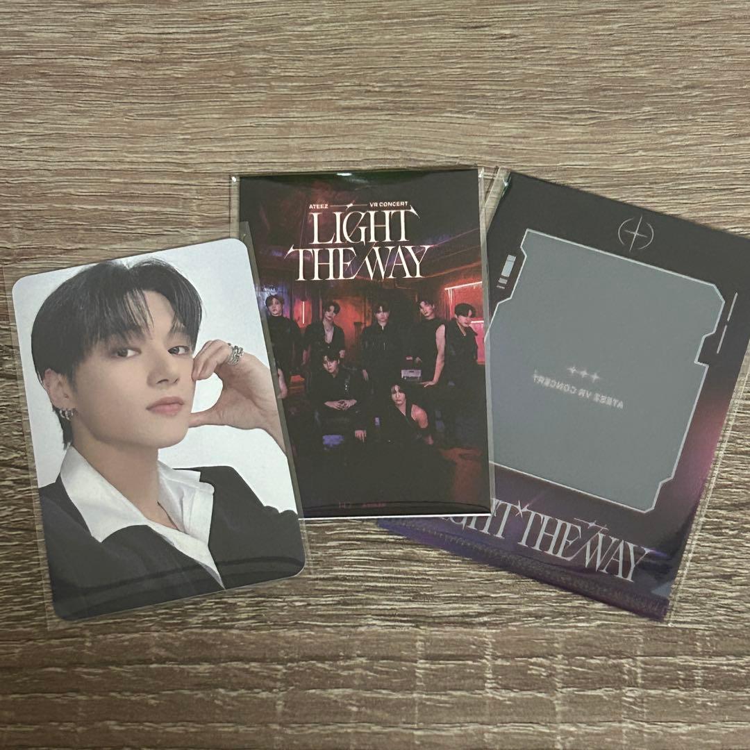 ATEEZ VR 映画 入場特典 トレカ ウヨン スペシャルフォトカード ホロ