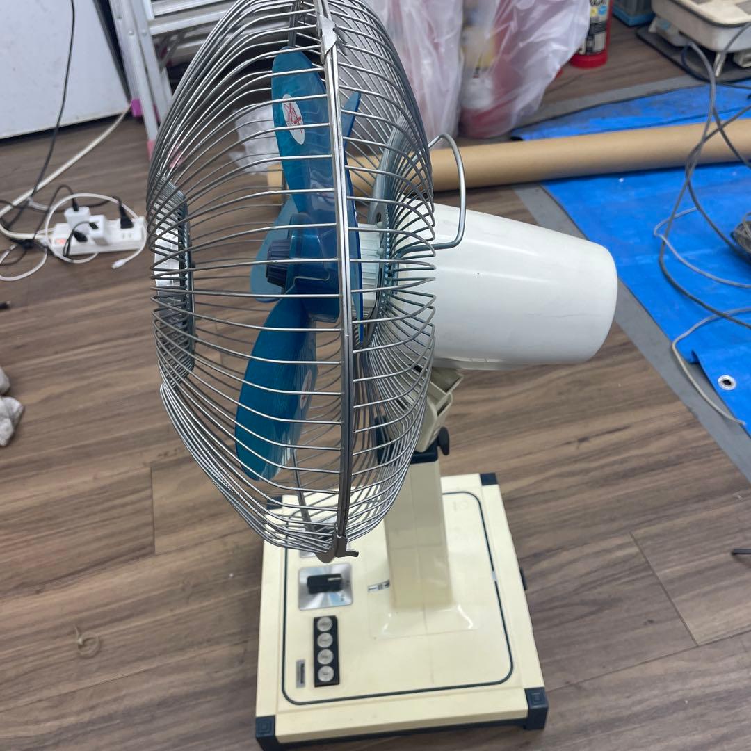 National 家庭用扇風機 クリーム色 青色羽根