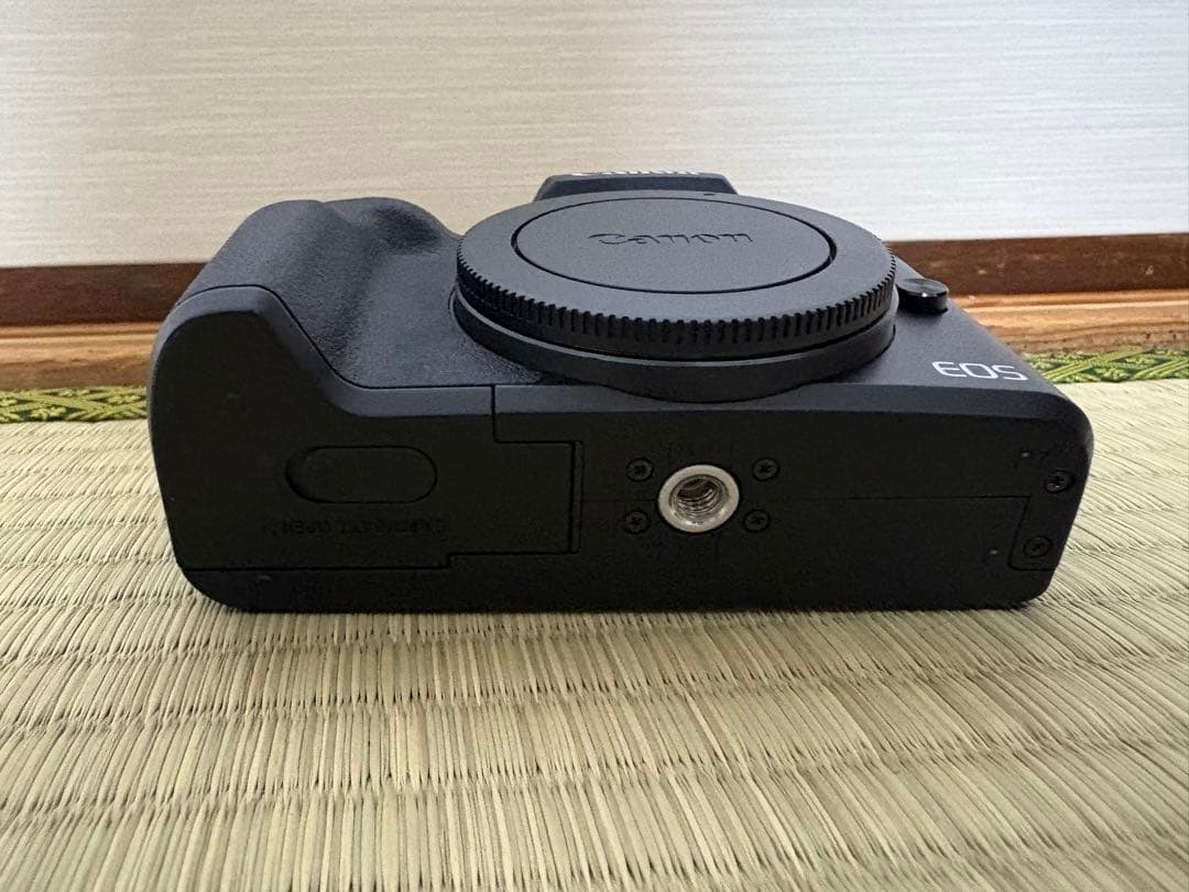 Canon EOSkissM　18-150mm EF-M 22mm レンズ2式付