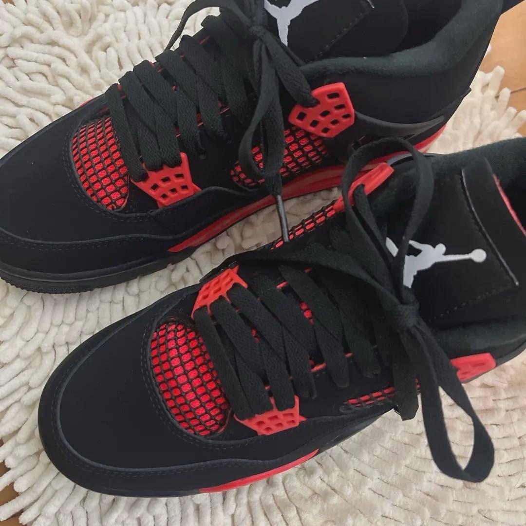 靴 NIKE Air Jordan 4 Red Thunder Crimson
