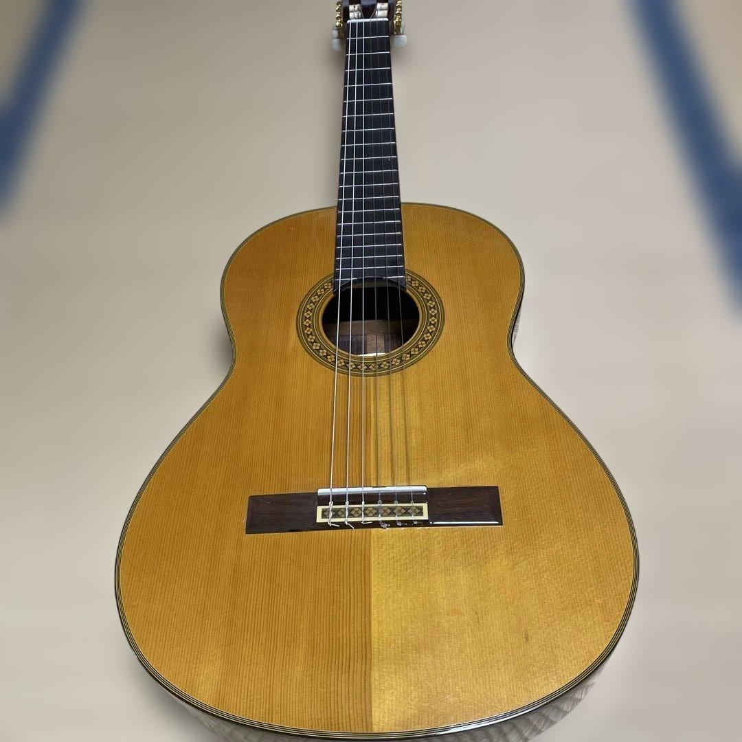 YAMAHA クラシックギター　アコースティックギター
