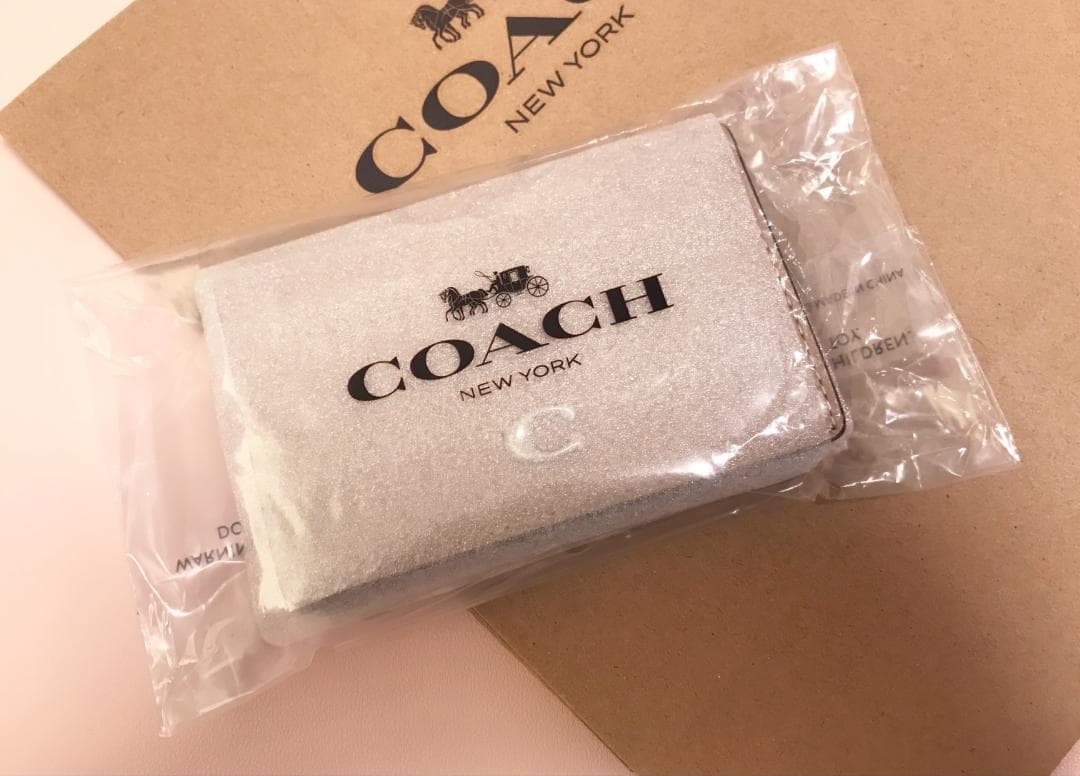 新品 coach エッセンシャル ビジネス カード ケース トープ
