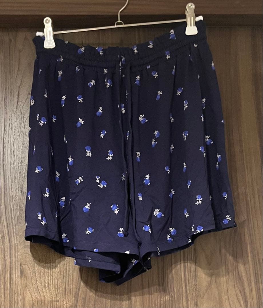 gelato pique ロゴTシャツ&花柄ショートパンツセット　ネイビー