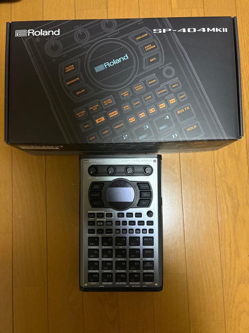 Roland SP-404MKII サンプラー