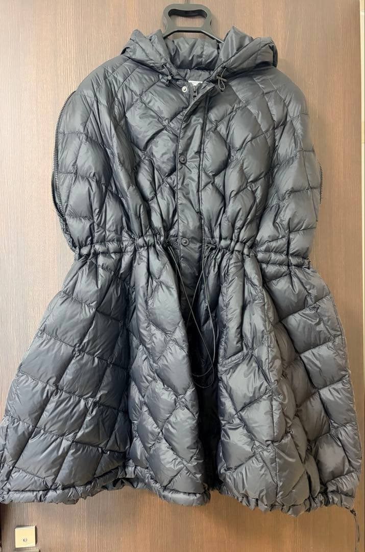 タイオン　シティ ダウンケープ　ブラック