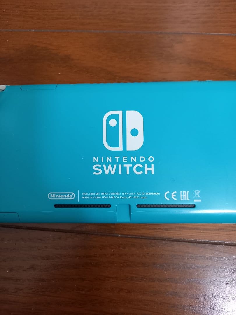 Nintendo Switch Lite ターコイズ 本体 と純正充電器付き