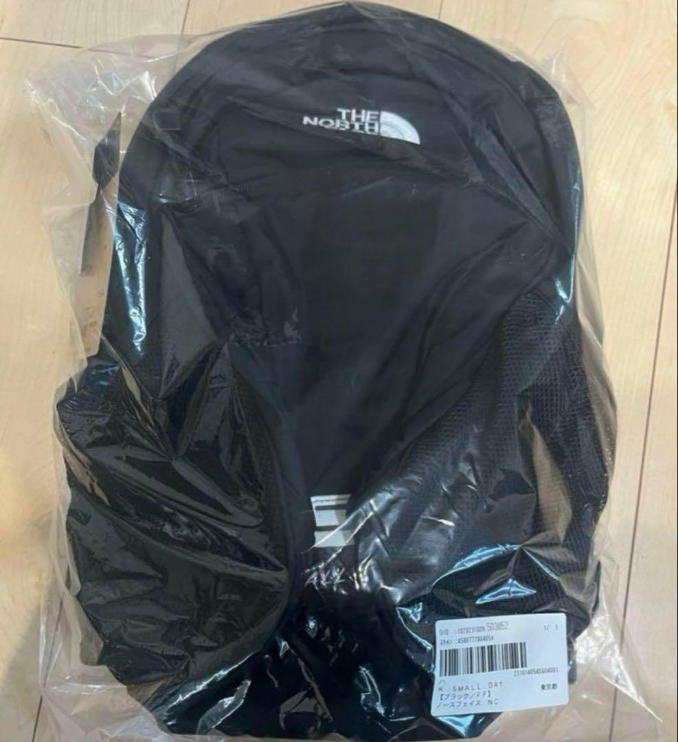 ノースフェイス　スモールデイ　キッズ　リュック　ブラック　15L