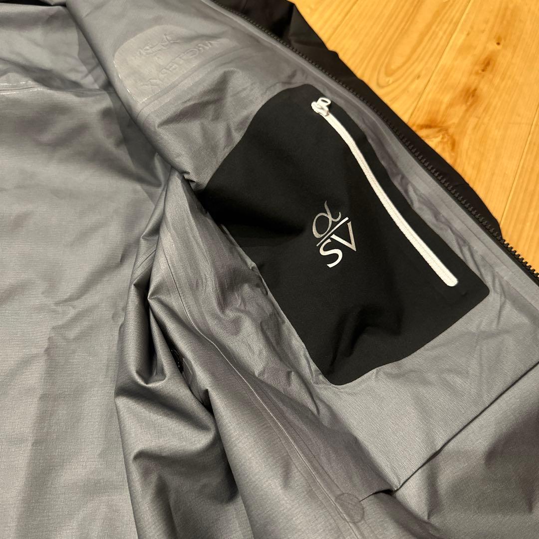 【あんしん鑑定】Arc'teryxアルファSVオルカ