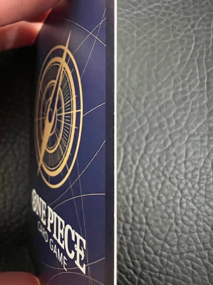 ワンピースカード 新たなる皇帝【マーシャル・D・ティーチ ★コミパラ】※傷あり