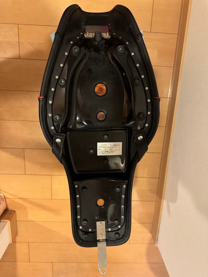 KandH スポーツスター　キング&クイーン　黒茶