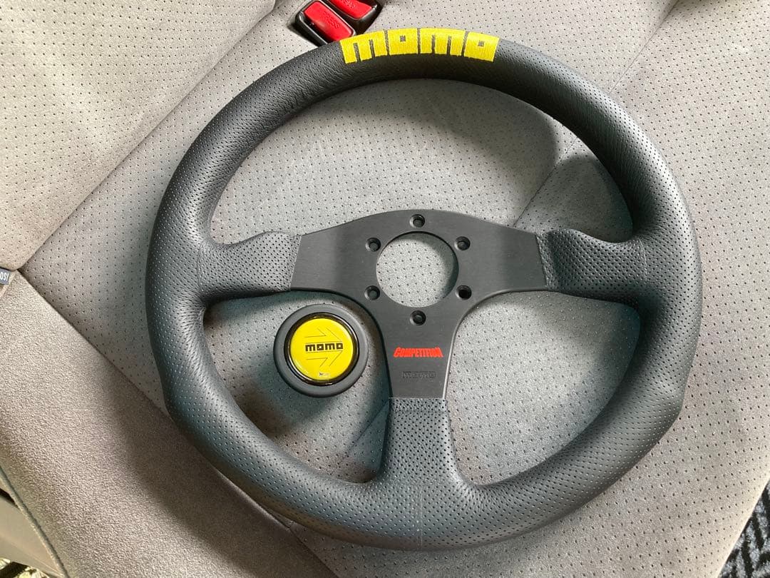 MOMO ステアリングホイール C-71 350mmコンペティション極上品