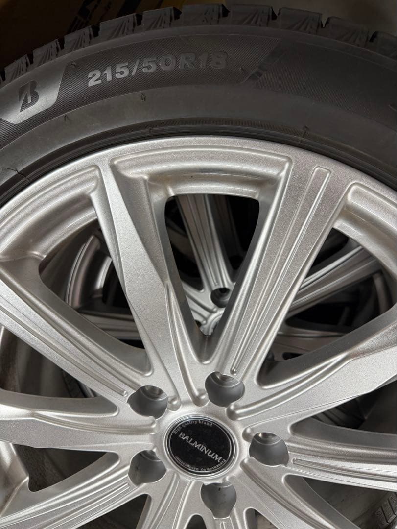 ヤリスクロス18インチ ブリザック VRX3 23年 スタッドレスセット4本