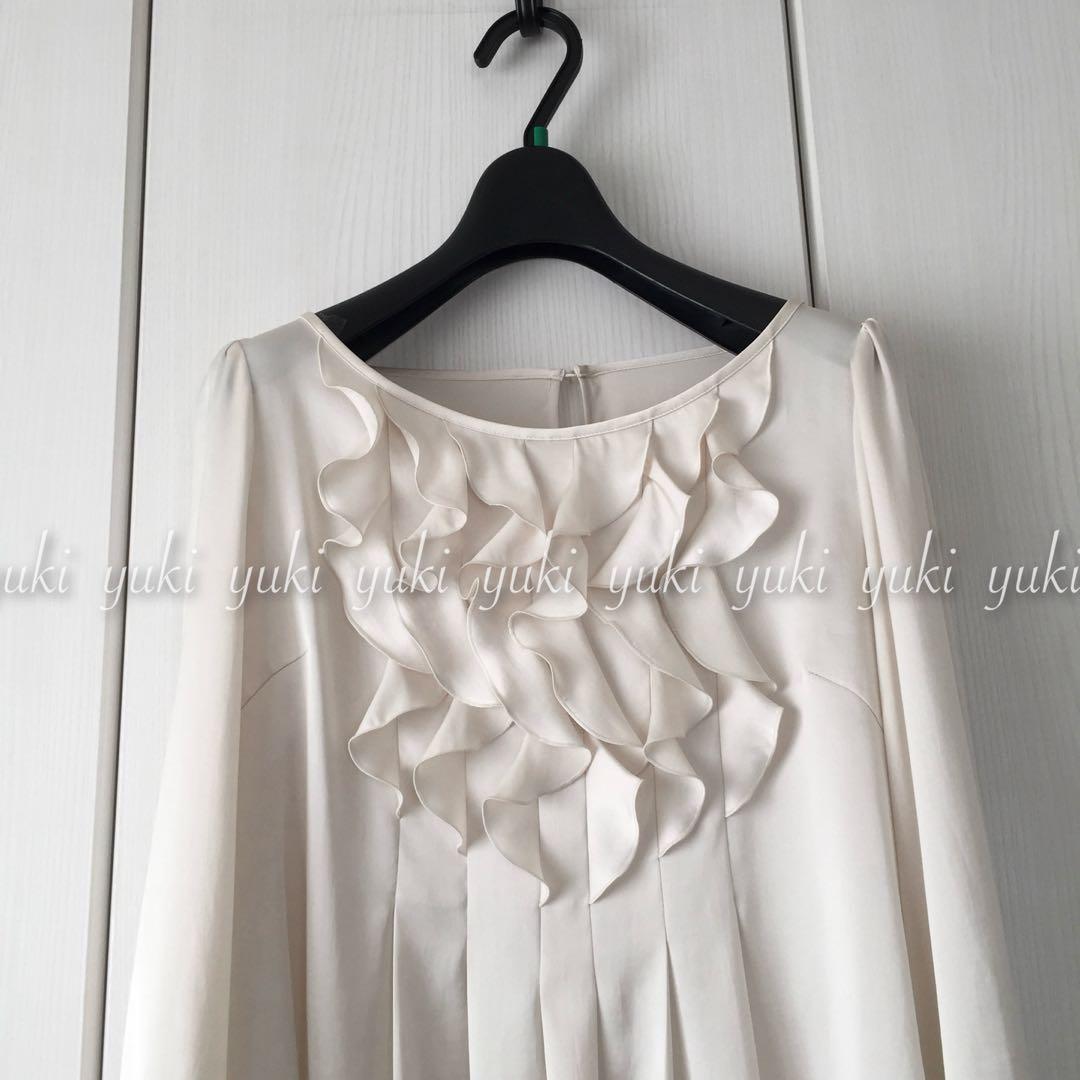 ANAYI サテンフリルブラウス 白