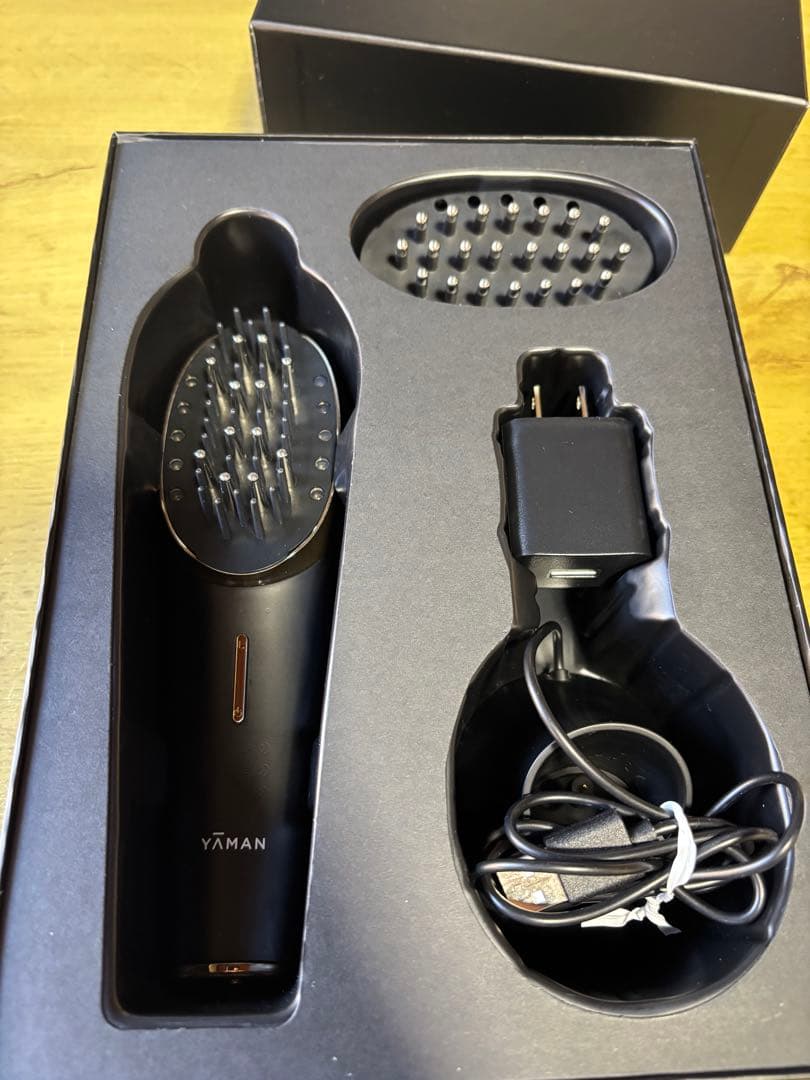 YA-MAN ヴェーダ スカルプブラシ BS for Salon