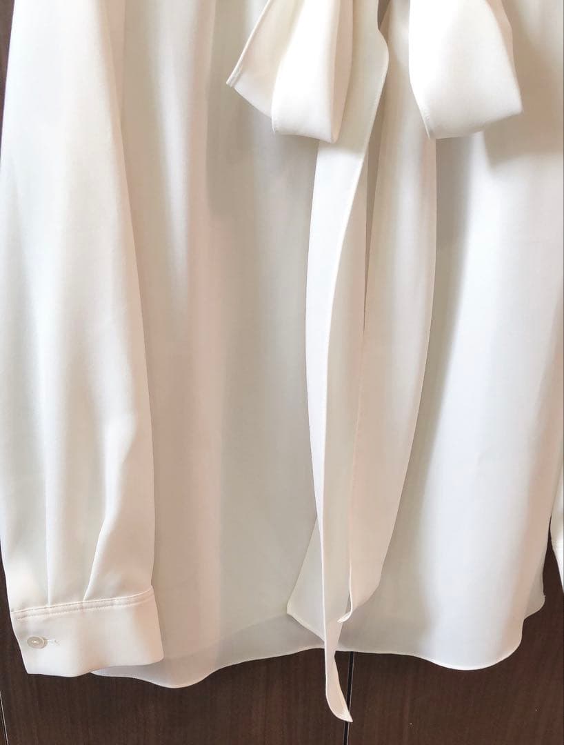 セオリー　ボウタイブラウス　シャツ　ブラウス