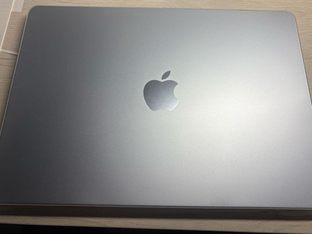 新品同様 MacBook Air 13インチ M4 スカイブルー放充電回数5回