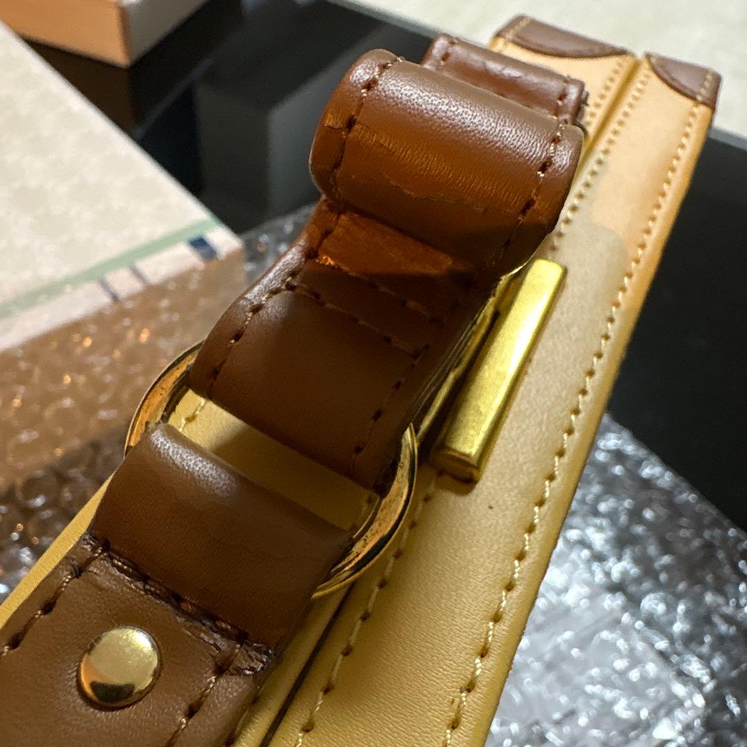 【未使用品】激レア 限定ピンバッジセット「DWT ディズニーワールドトラベル」