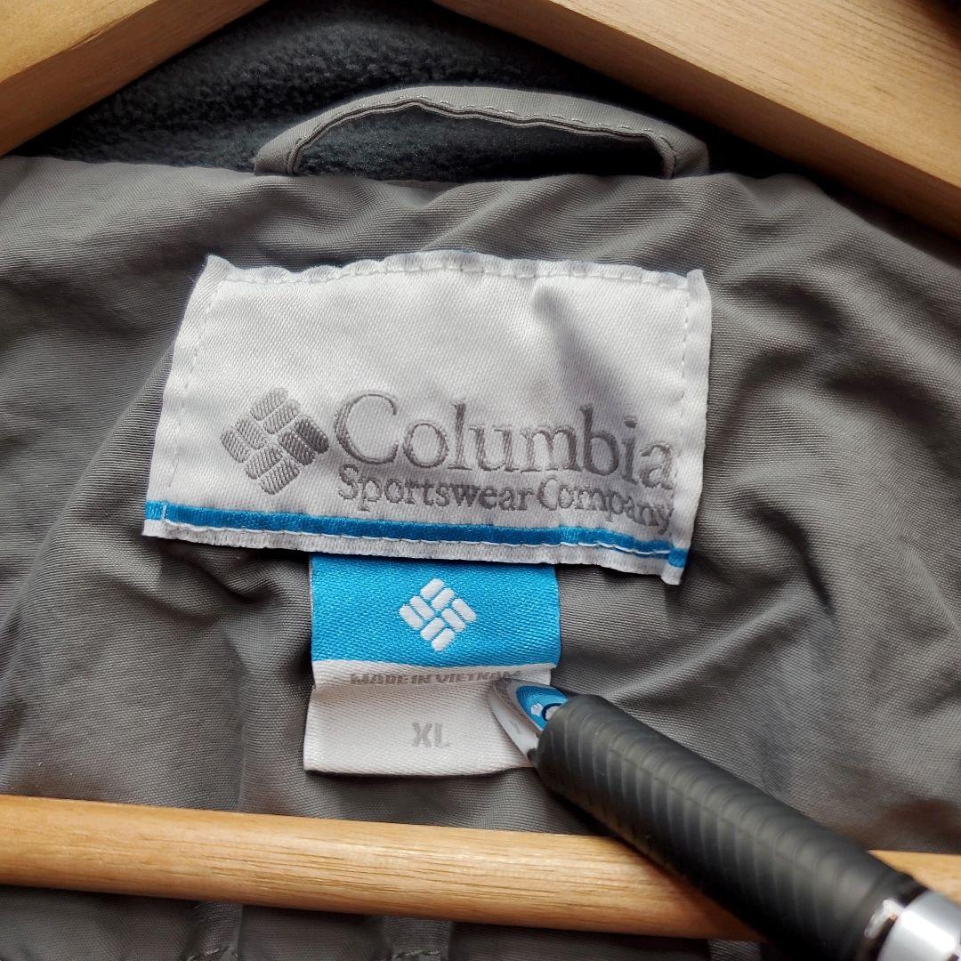 HA197☆コロンビア☆ジップアップナイロンジャケット☆ロゴ刺繍☆グレー☆XL