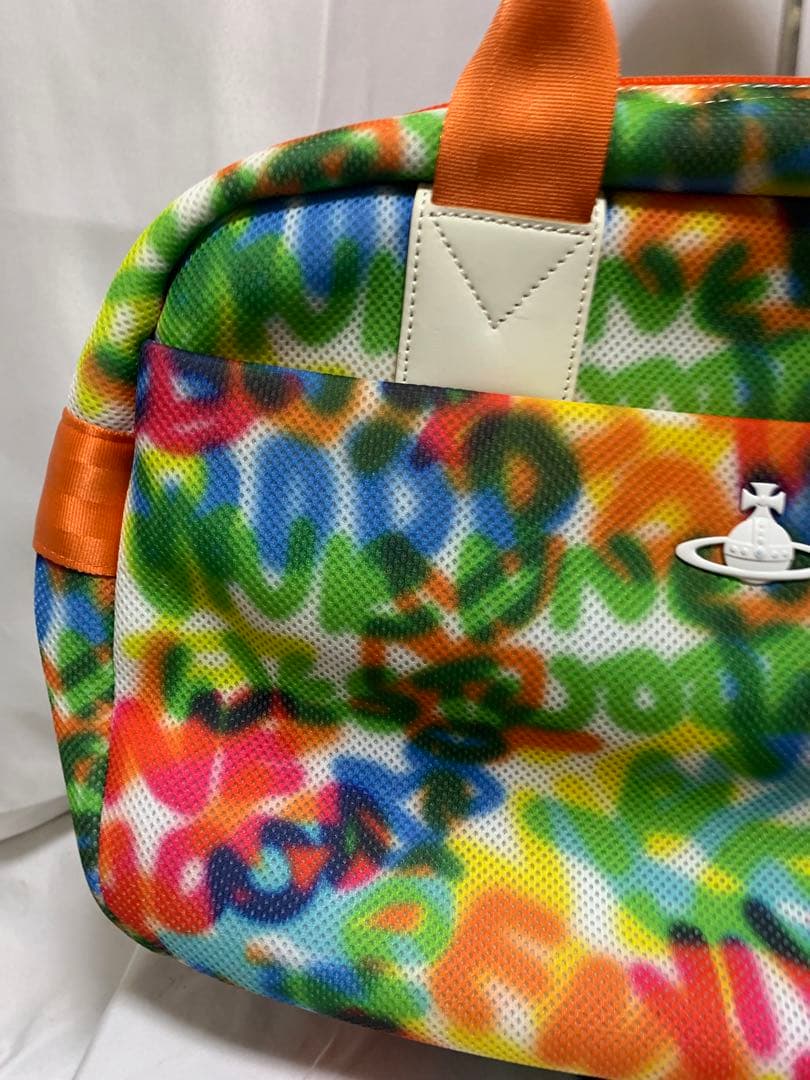 ヴィヴィアン　バック