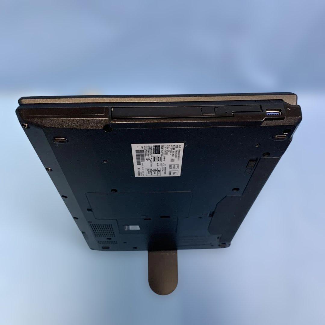 富士通/Win11pro/第8世代 i3/SSD/8GB/Office付その②